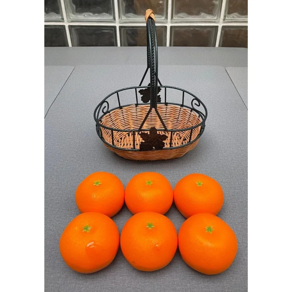 Cute Metal&Bamboo Basket With 6 Plastic Decoration  Oranges